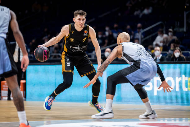 球队在面对 球队在面对