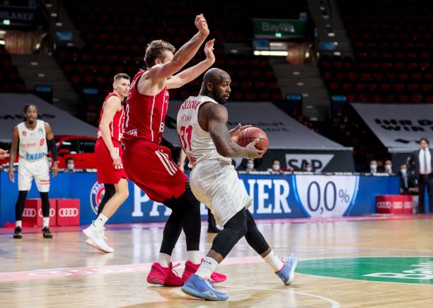 对于火箭而 对于火箭而