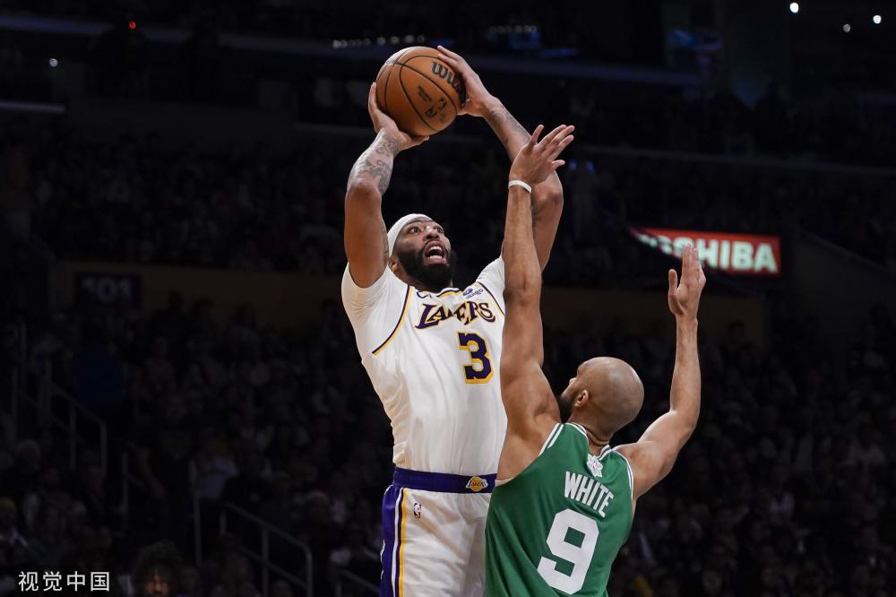 竞争激烈的 竞争激烈的